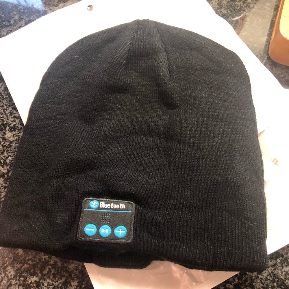 Beanie Hat with Built in Speakers